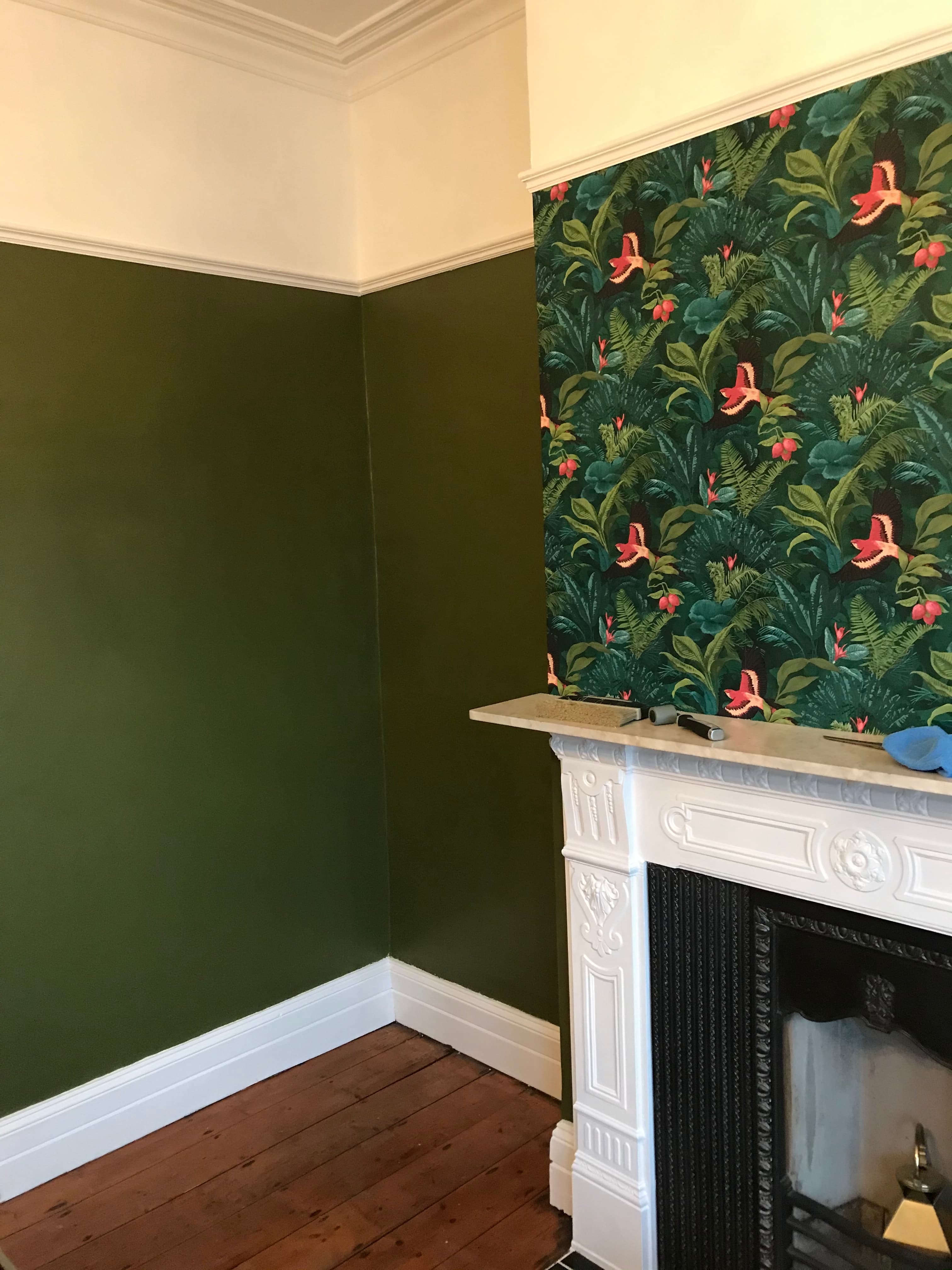 Gallery image - Decorating